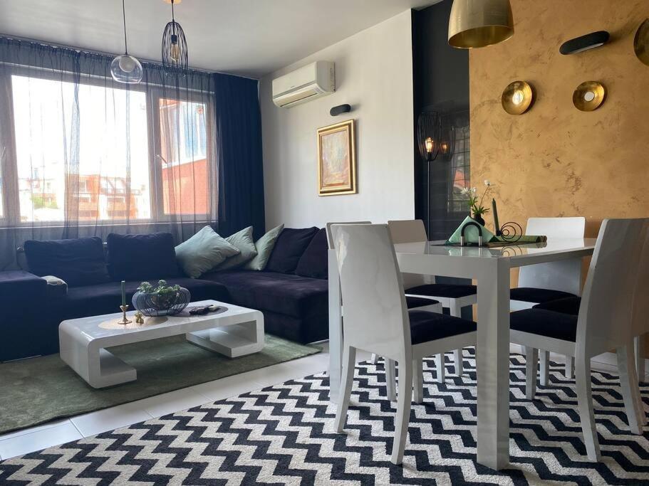 Lovely 1-Bedroom Apartament With Free Parking София Экстерьер фото